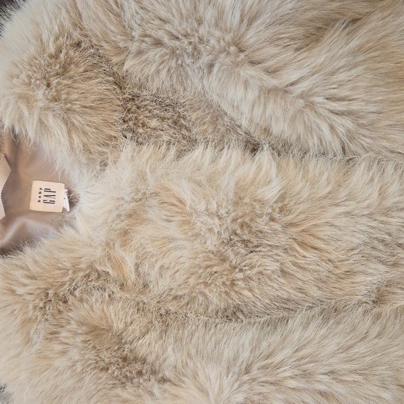 GAP Kids Faux Fur Jacket - Off-White/ Grey - Picture 5 of 7